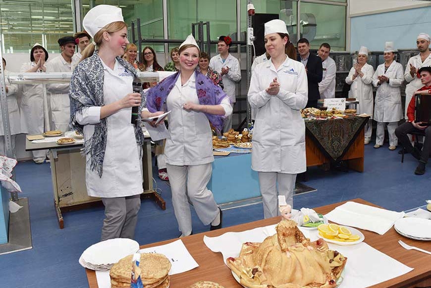 Конкурс блинов на АПЗ