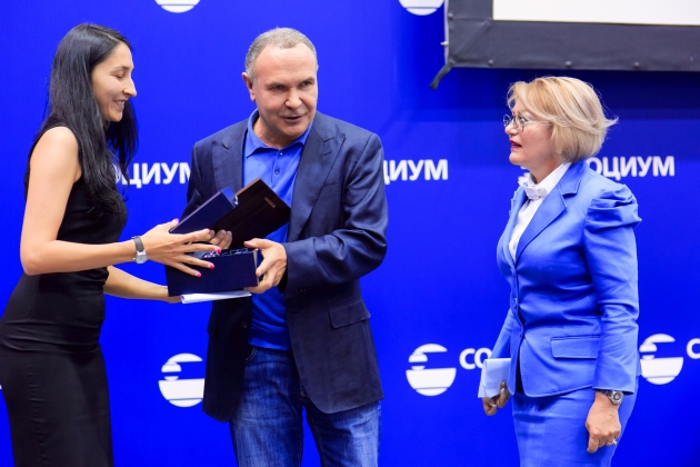 Награждается Учредитель Сети Ресторана «Якитория» Андрей Бурлаков