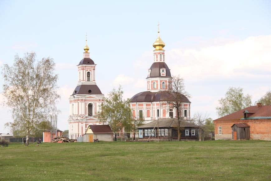 Храм в честь Усекновения главы Иоанна Предтечи в селе Хирино Шатковского района Нижегородской области