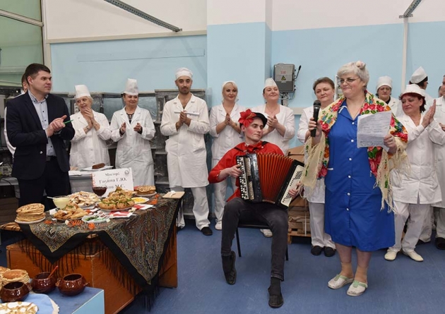 Конкурс блинов на АПЗ