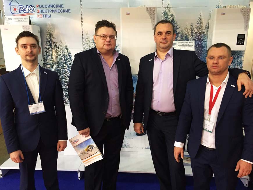 На стенде производственного департамента «АПЗ» в г. Рязань на выставке Aquatherm Moscow 