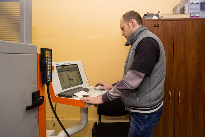 Степан Попов, электроэрозионист КБ-1