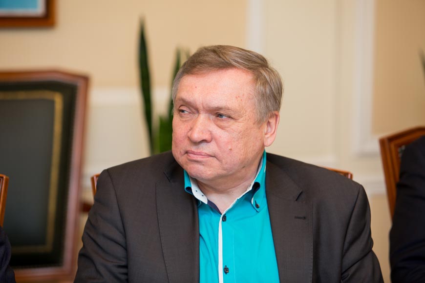 В. И. Евсеев 