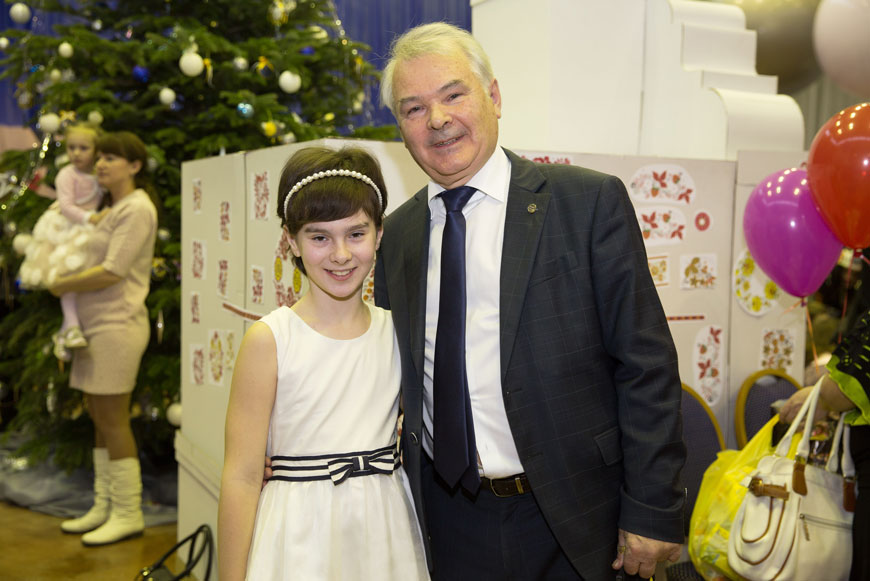 Яна, 10 лет, внучка Алексея Гордина (АО «КБ-1»)